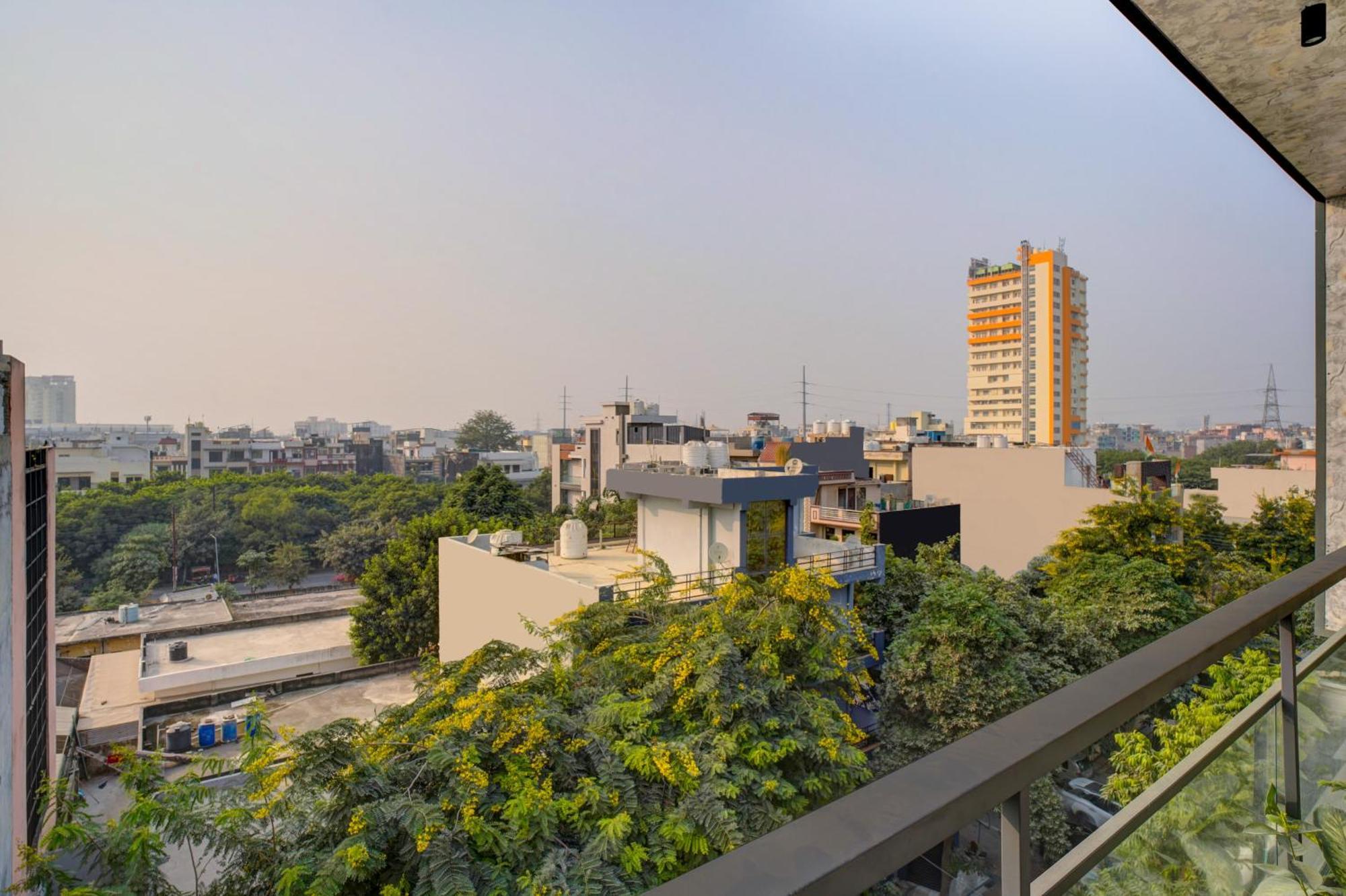 Treebo Corporate Inn Noida Exterior foto